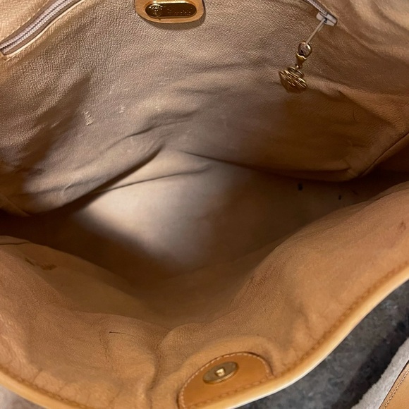 VINTAGE Gucci Monogram Tote Bag - Picture 12 of 13
